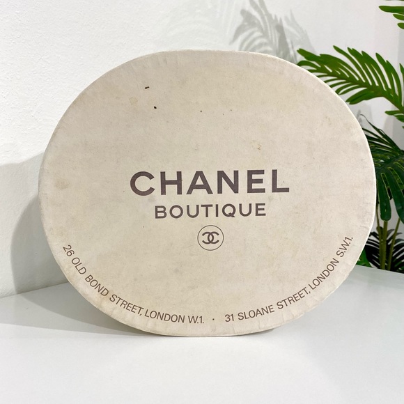 Authentic Vintage Chanel Navy and White Striped Saucer Hat w Box - Picture 9 of 11